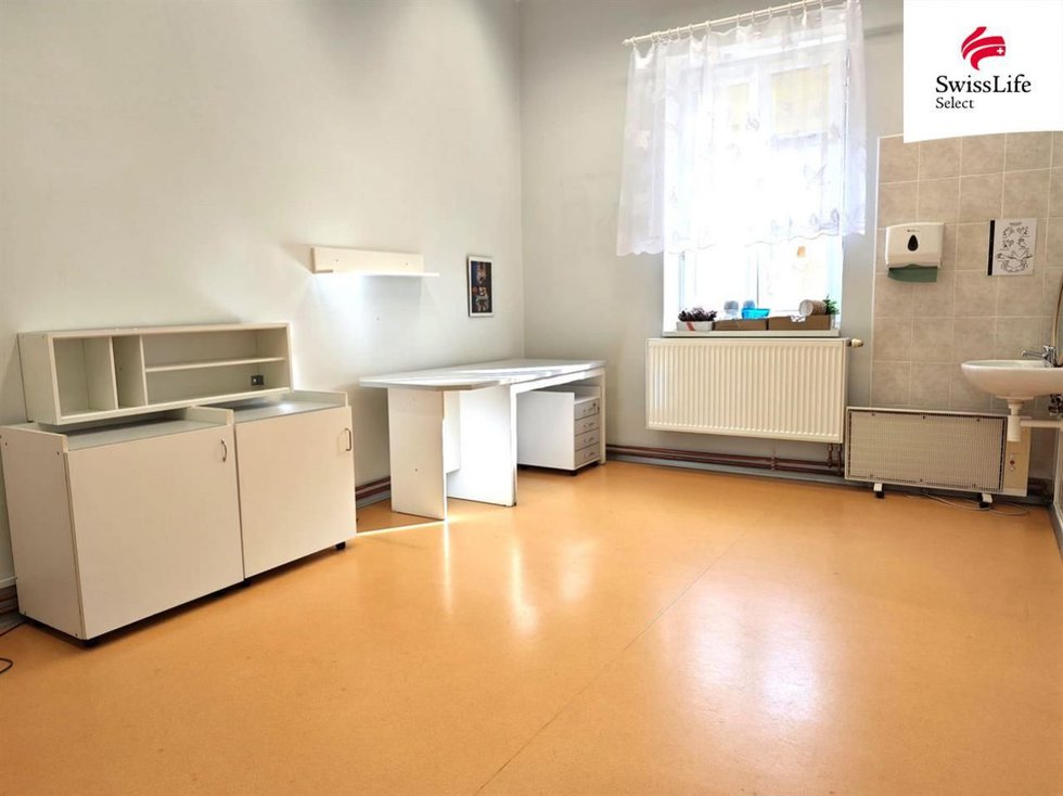 Pronájem Ostatních komerčních prostor 75 m², Děčín