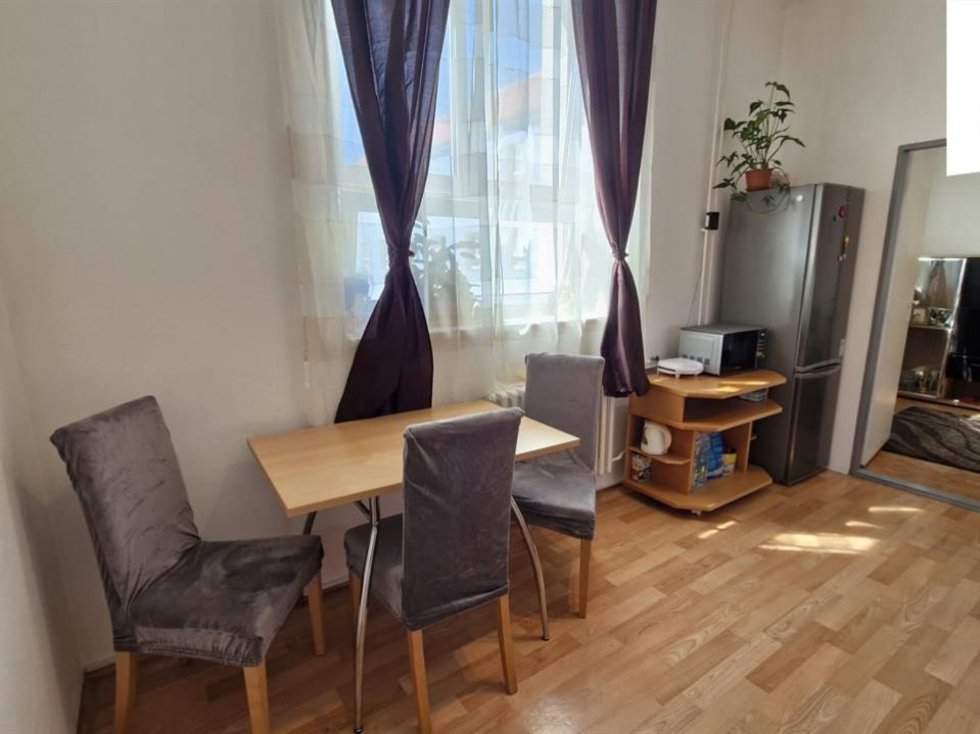 Prodej bytu 2+1 65 m², Janovice nad Úhlavou