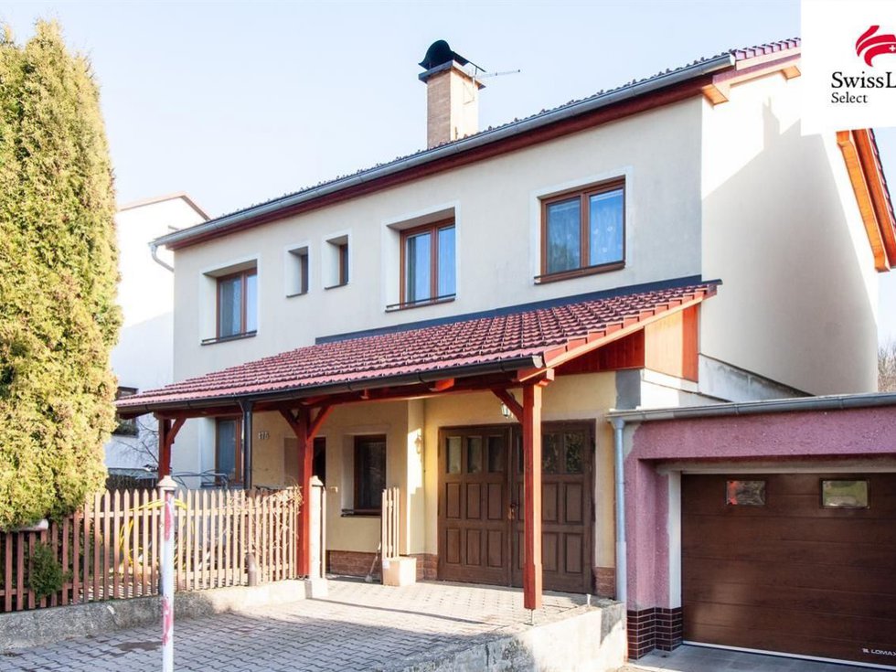 Prodej rodinného domu 250 m², Kamenice