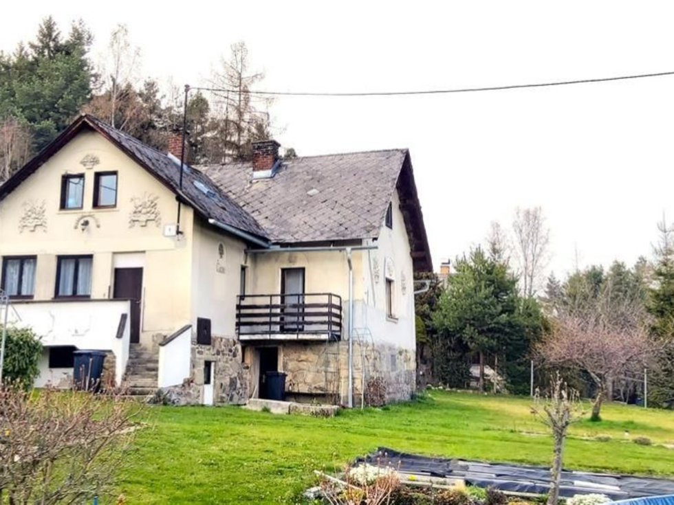 Prodej rodinného domu 250 m², Zdíkov