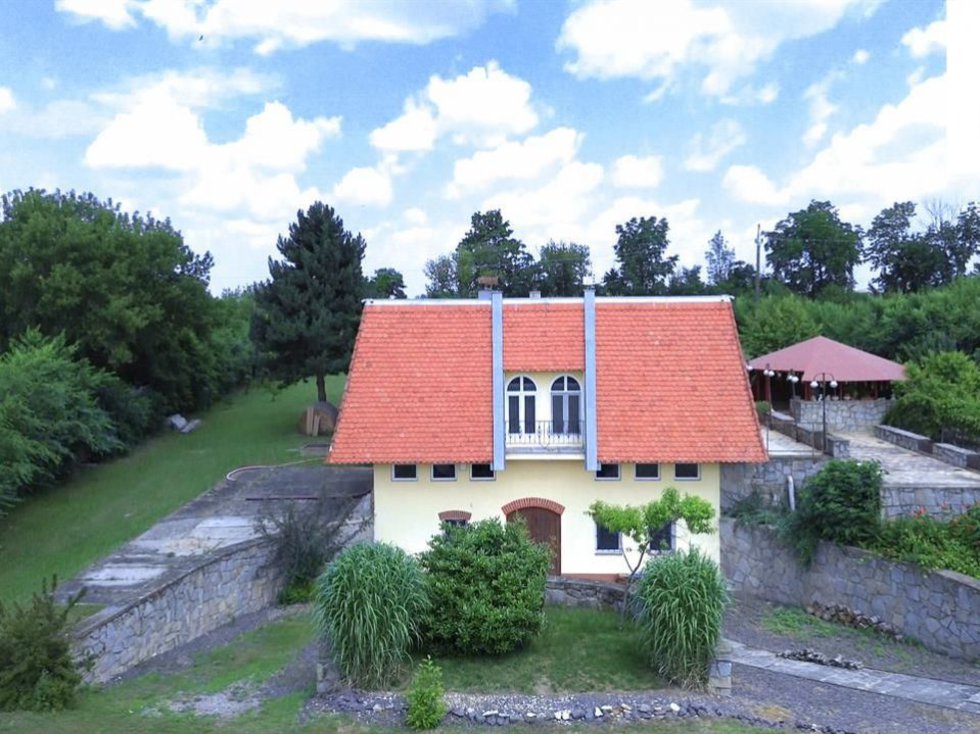 Prodej vily 662 m², Jiřice u Miroslavi