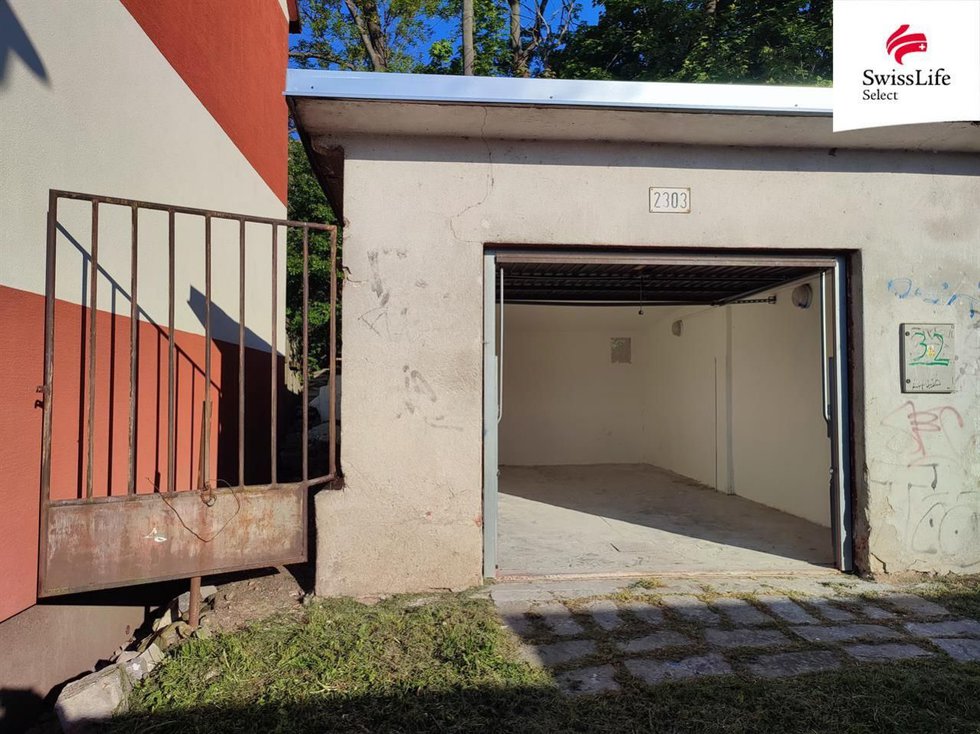 Prodej garáže 27 m², Jihlava