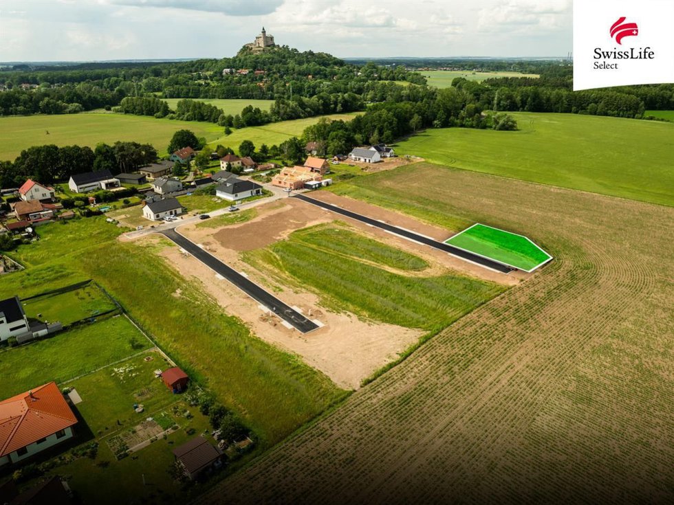 Prodej stavební parcely 873 m², Kunětice