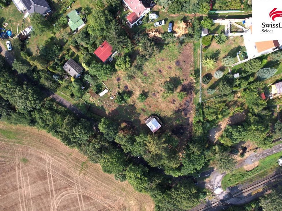 Prodej stavební parcely 2227 m², Čisovice