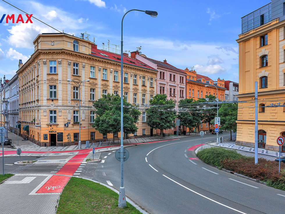 Prodej činžovního domu 900 m², Hradec Králové