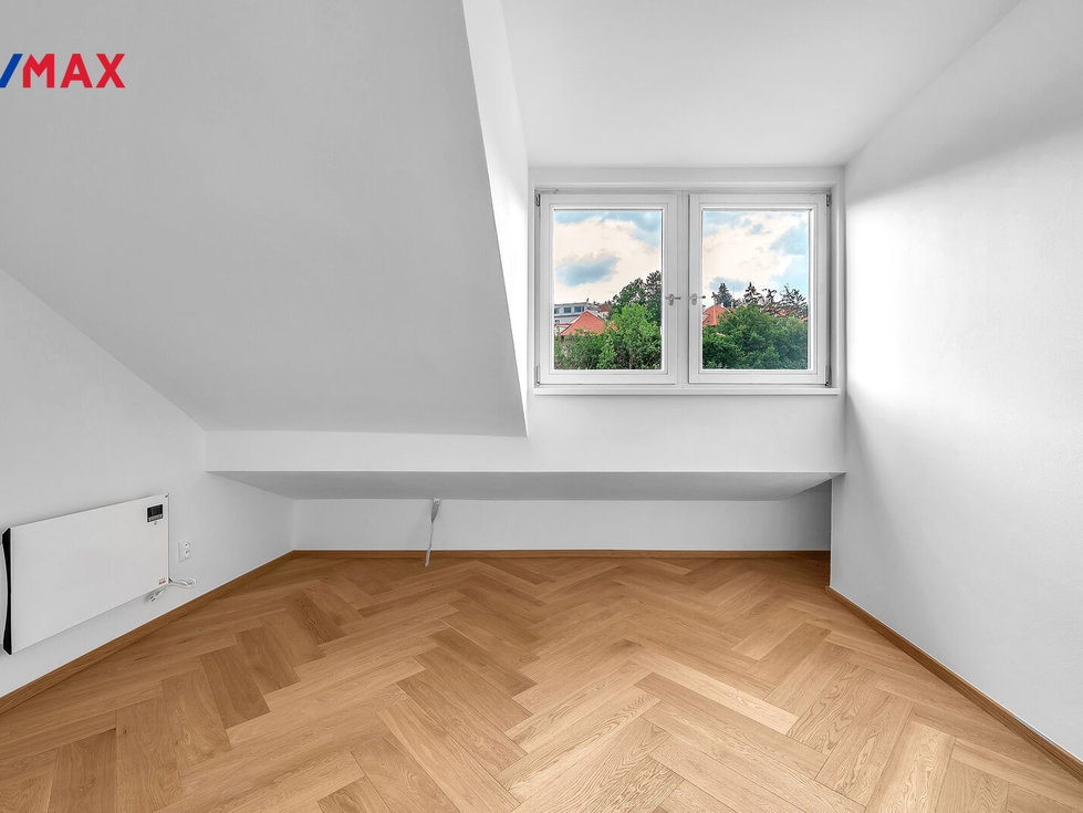 Prodej bytu 1+1 43 m², Praha