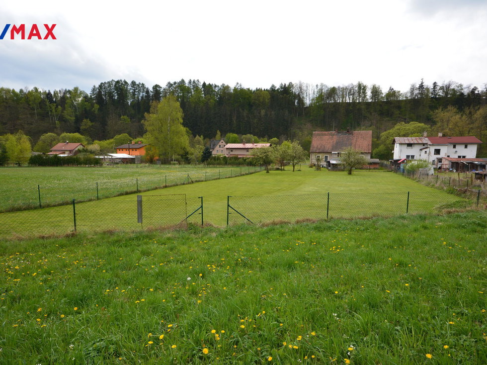 Prodej stavební parcely 1392 m², Hynčice