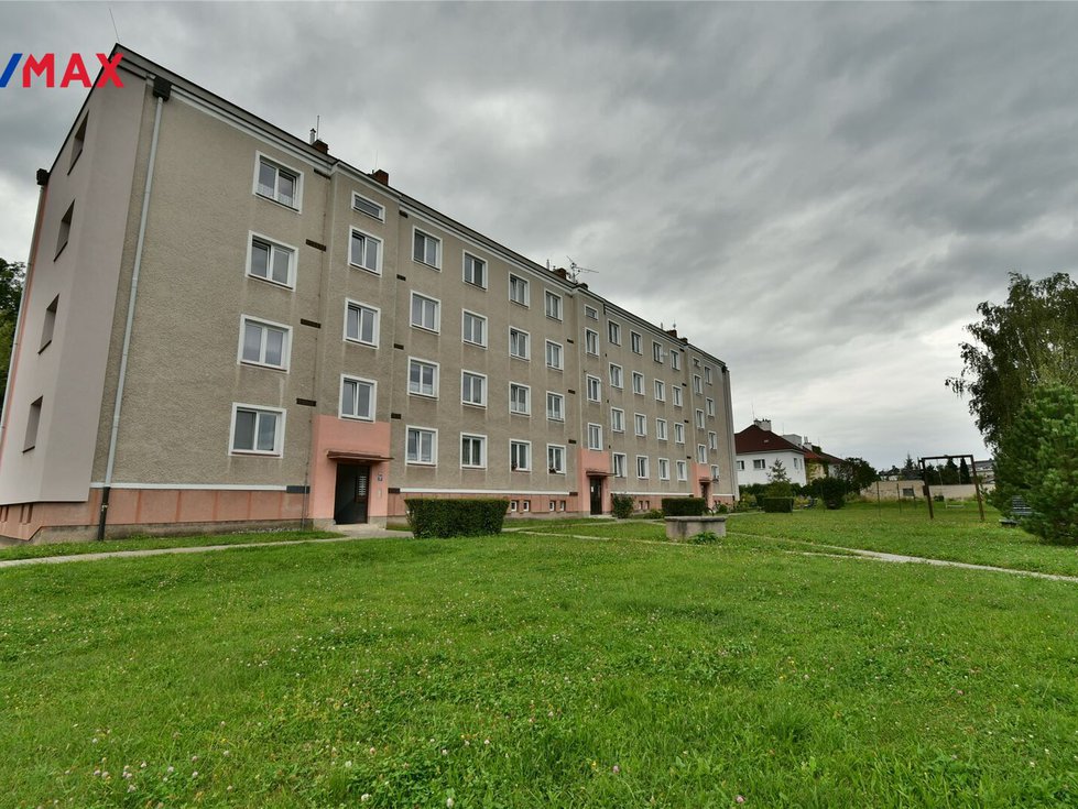 Prodej bytu 3+1 69 m², Hradec Králové