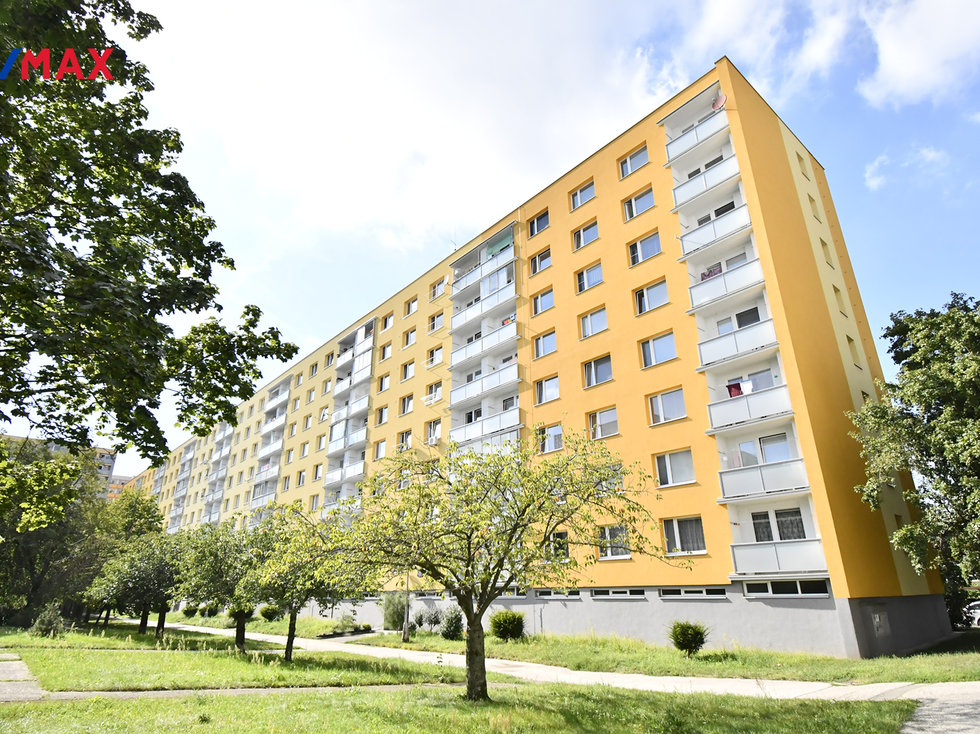 Pronájem bytu 1+1 32 m², Hradec Králové