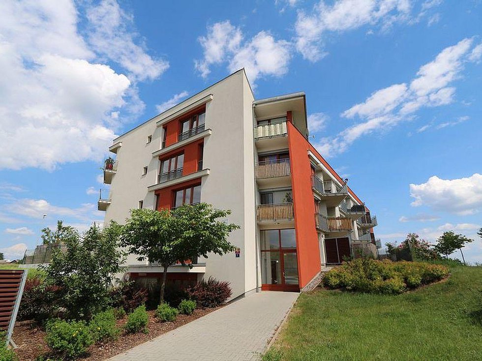 Pronájem bytu 1+kk, garsoniery 38 m², Praha