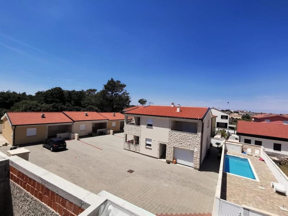Prodej rodinného domu 409 m²
