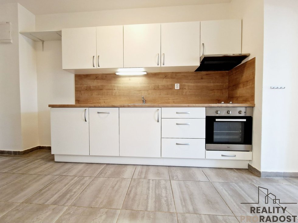 Pronájem bytu 1+1 42 m², Brno