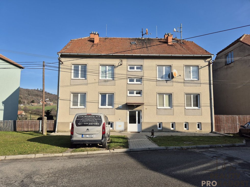 Prodej bytu 3+kk 63 m², Strážovice