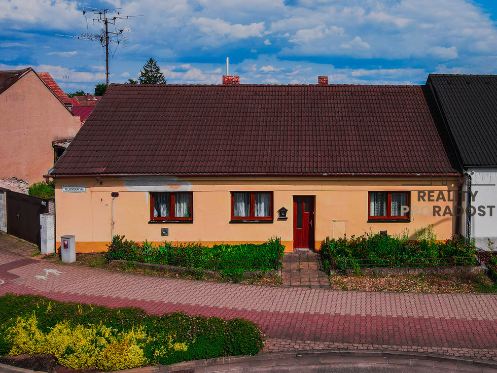 Prodej rodinného domu 177 m², Lužice