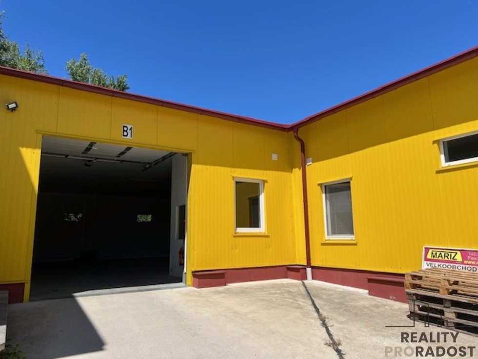 Pronájem skladu 391 m², Hodonín