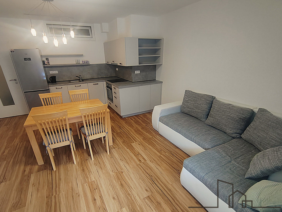 Pronájem bytu 2+kk 43 m², Praha