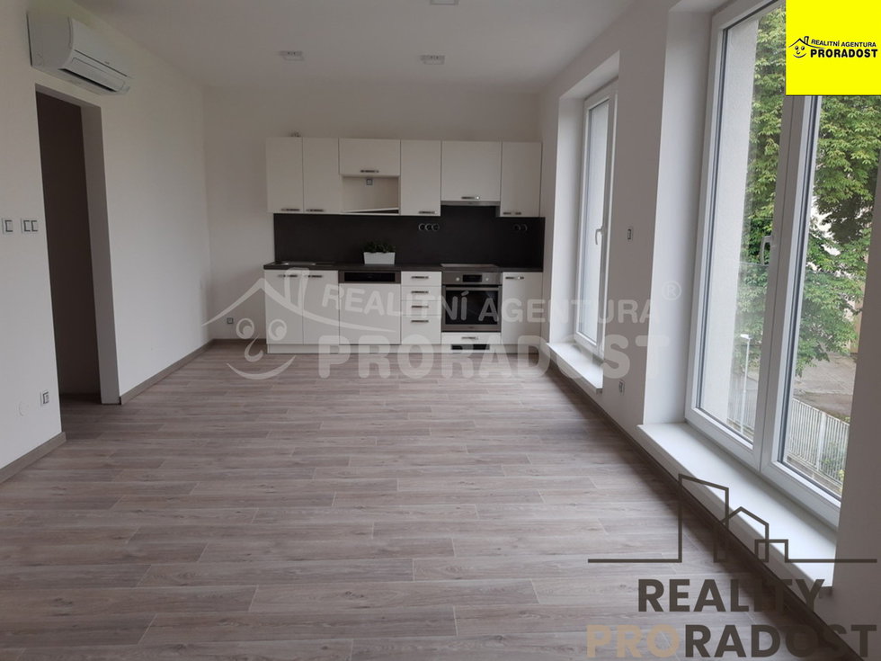 Pronájem bytu 2+kk 49 m², Hodonín