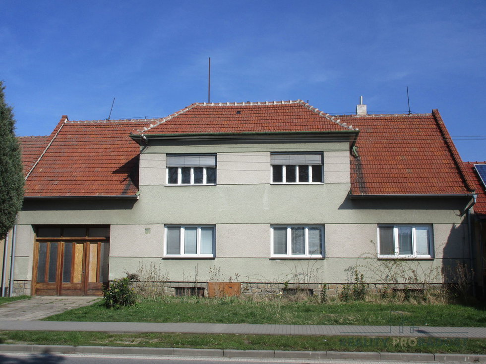 Prodej rodinného domu 200 m², Bzenec