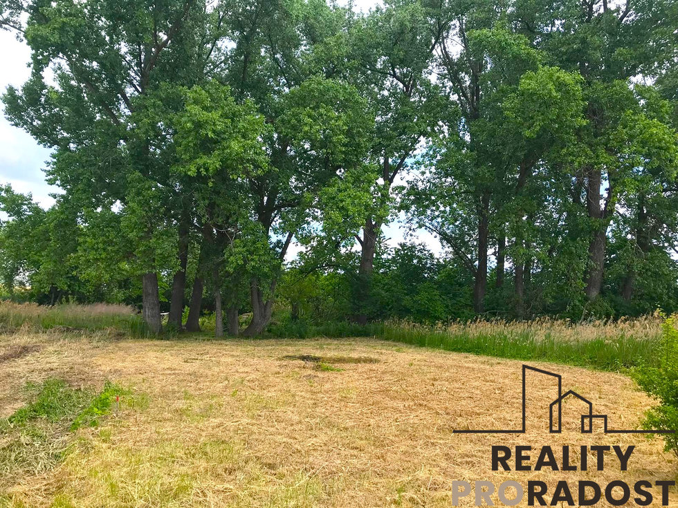 Prodej stavební parcely 1369 m², Znojmo