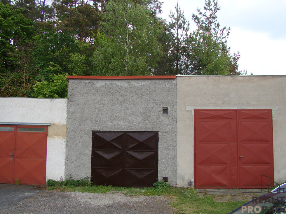 Prodej garáže 26 m², Rynholec