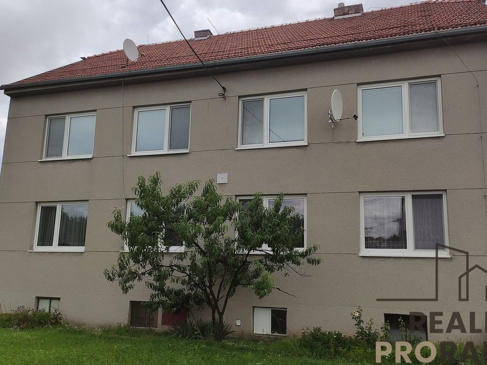 Pronájem bytu 3+1 76 m², Ohrozim