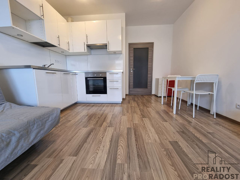 Pronájem bytu 1+kk, garsoniery 56 m², Praha