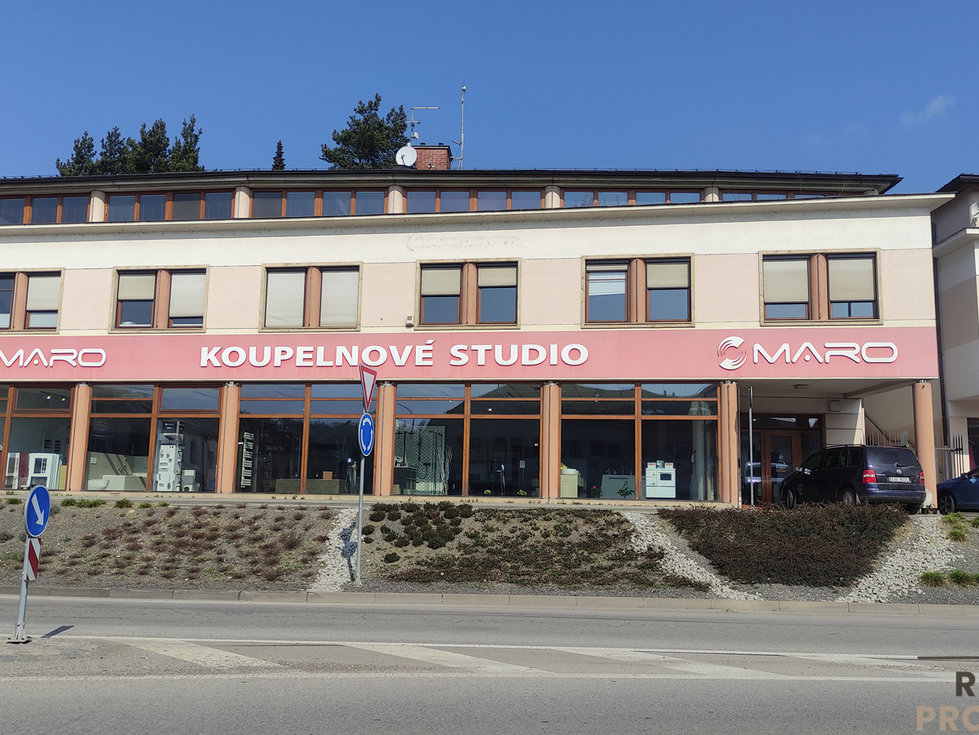 Pronájem kanceláře 135 m², Velké Meziříčí