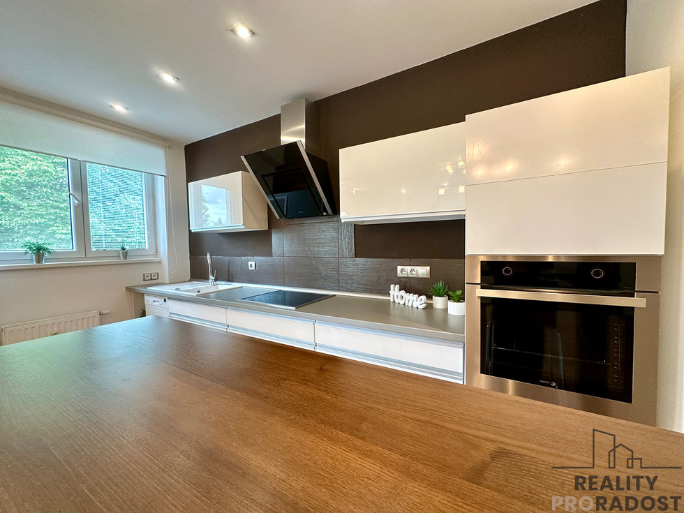 Pronájem bytu 2+kk 57 m², Přerov
