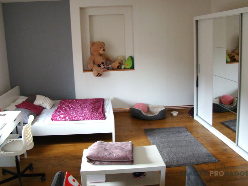 Prodej rodinného domu 200 m², Buštěhrad