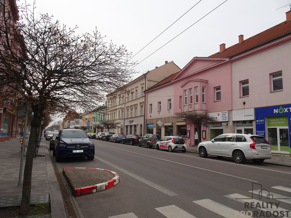 Pronájem obchodu 133 m², Pardubice