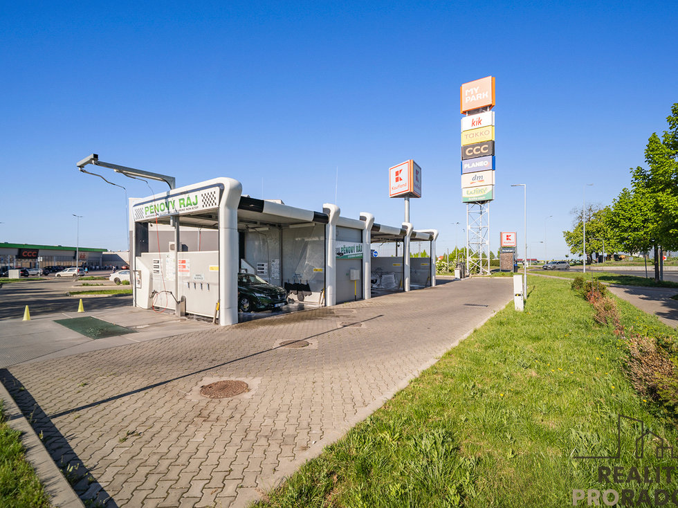 Prodej Ostatních komerčních prostor 750 m², Roudnice nad Labem