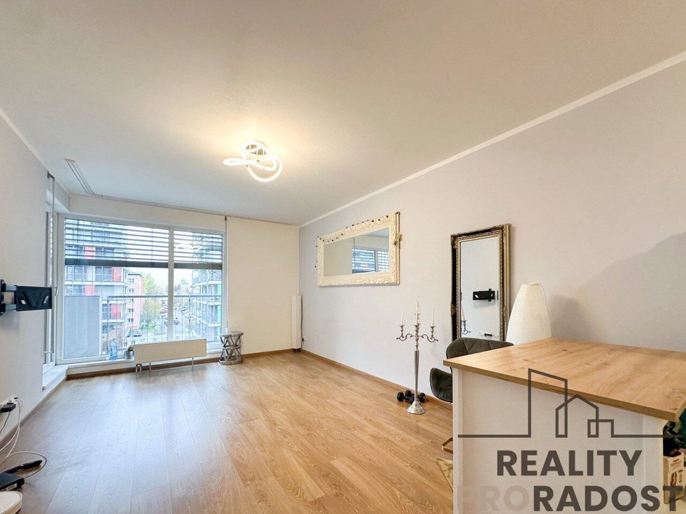 Pronájem bytu 2+kk 57 m², Praha