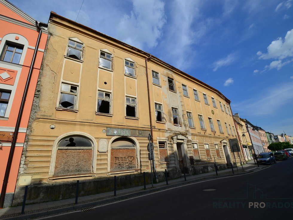 Prodej hotelu, penzionu 2512 m², Zlaté Hory