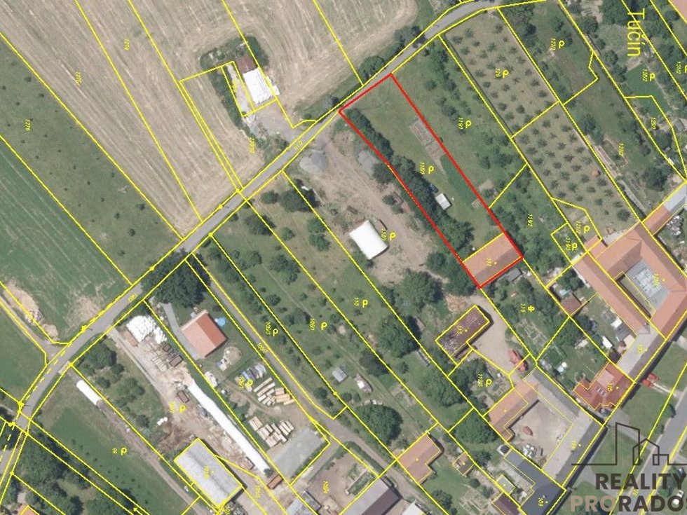 Prodej stavební parcely 1769 m², Tučín