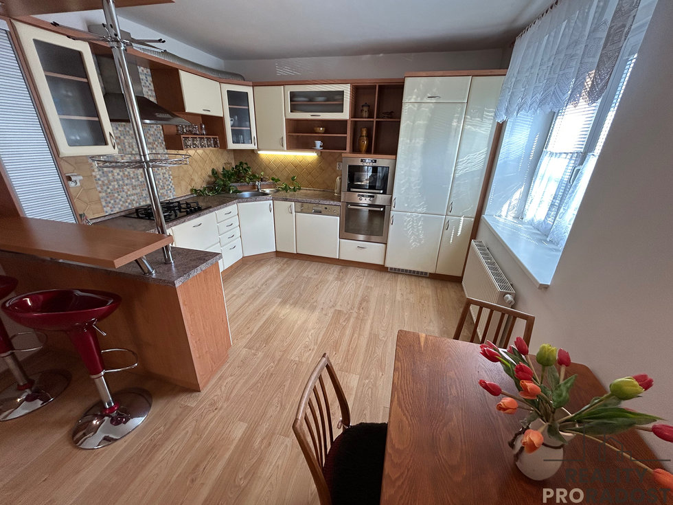 Pronájem bytu 2+1 50 m², Dubňany