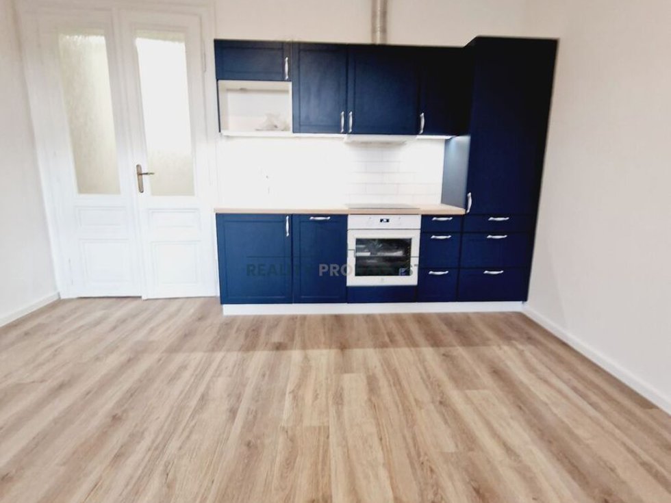 Pronájem bytu 2+kk 69 m², Brno