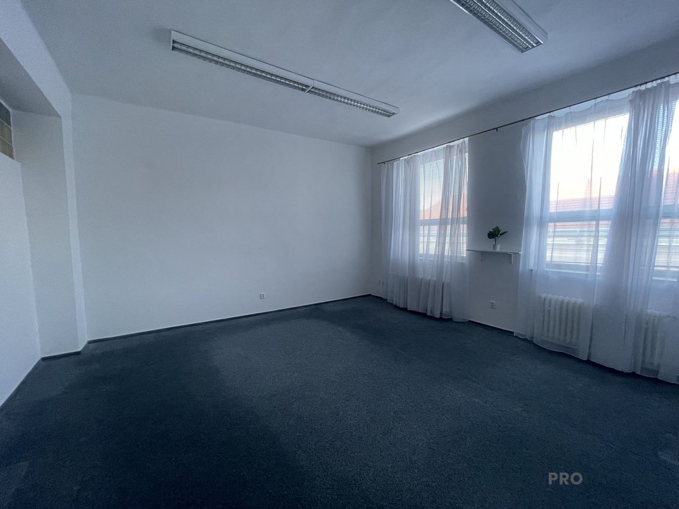 Pronájem kanceláře 32 m², Jihlava