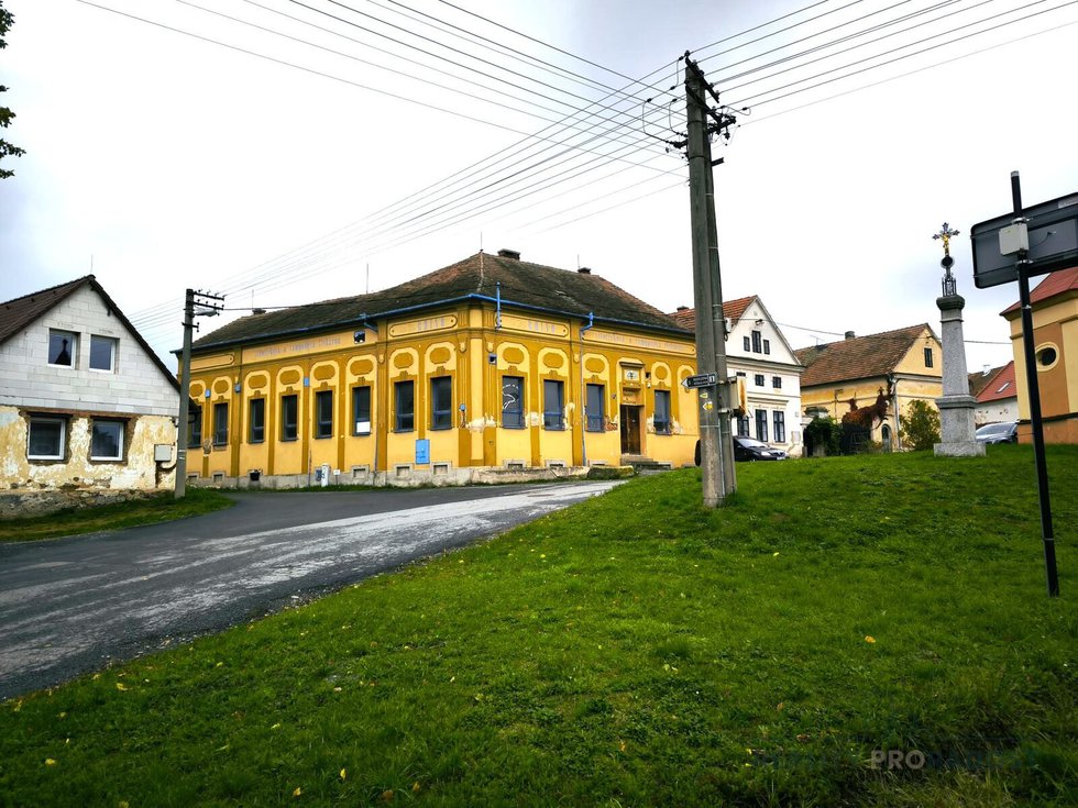 Prodej obchodu 268 m², Dnešice