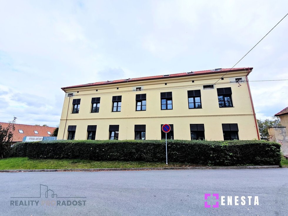 Prodej bytu 4+kk 93 m², Svémyslice