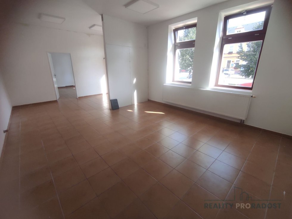 Pronájem obchodu 72 m², Staré Město