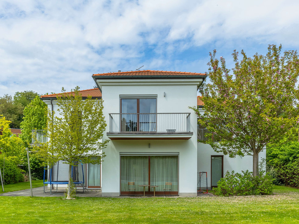Prodej vily 348 m², Statenice
