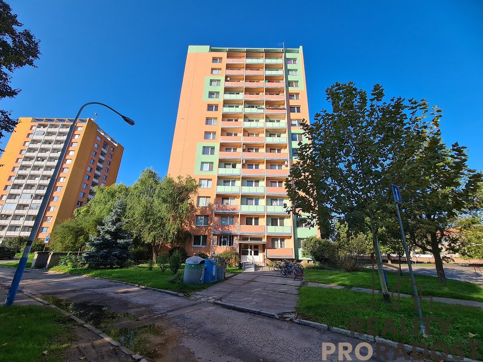 Pronájem bytu 1+1 33 m², Břeclav