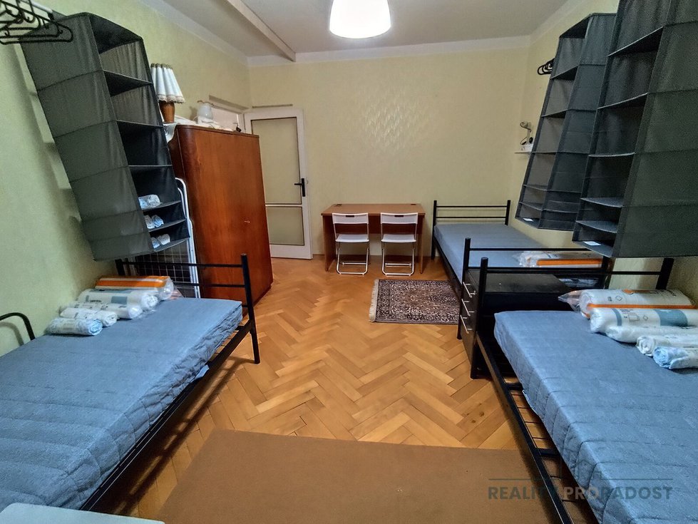 Pronájem bytu 2+1 52 m², Holešov