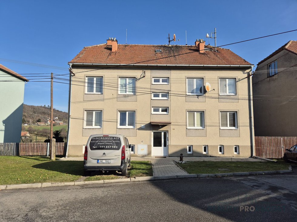 Prodej bytu 3+kk 63 m², Strážovice