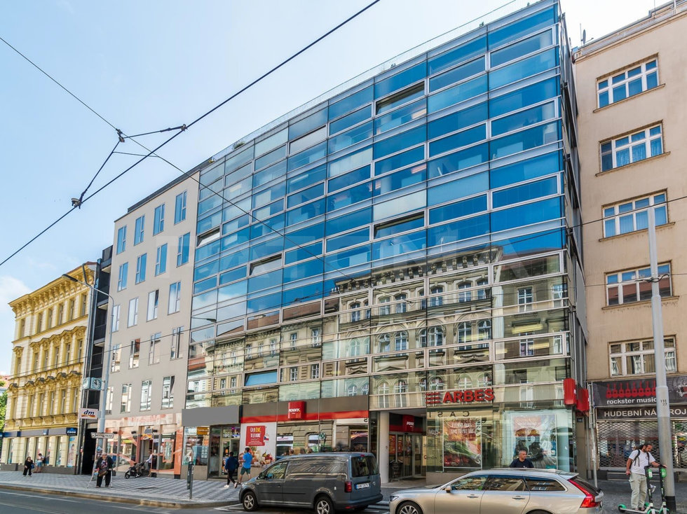 Pronájem kanceláře 215 m², Praha