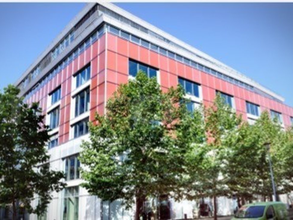 Pronájem kanceláře 454 m², Praha