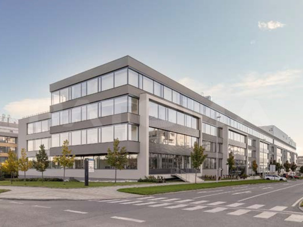 Pronájem kanceláře 1125 m², Praha