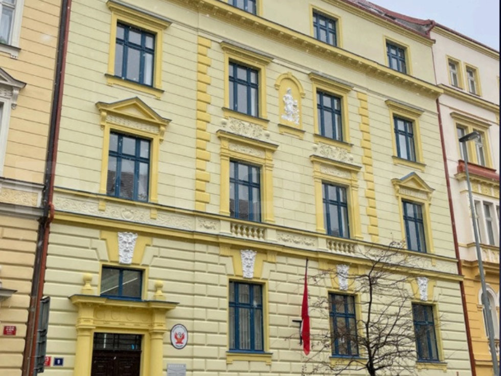 Pronájem kanceláře 172 m², Praha