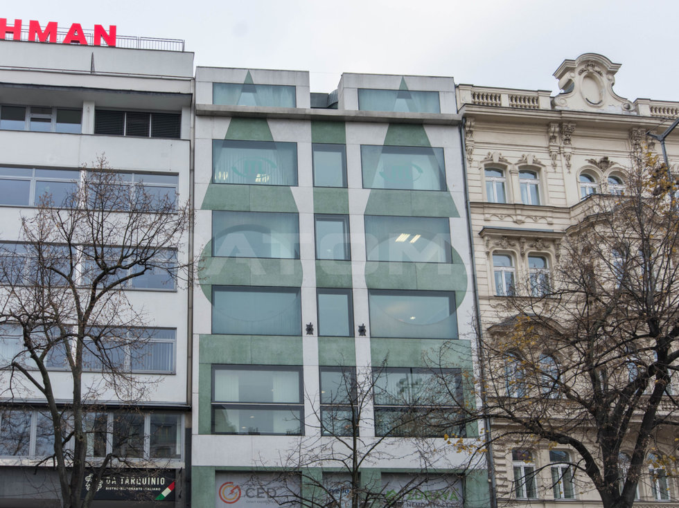 Pronájem kanceláře 287 m², Praha