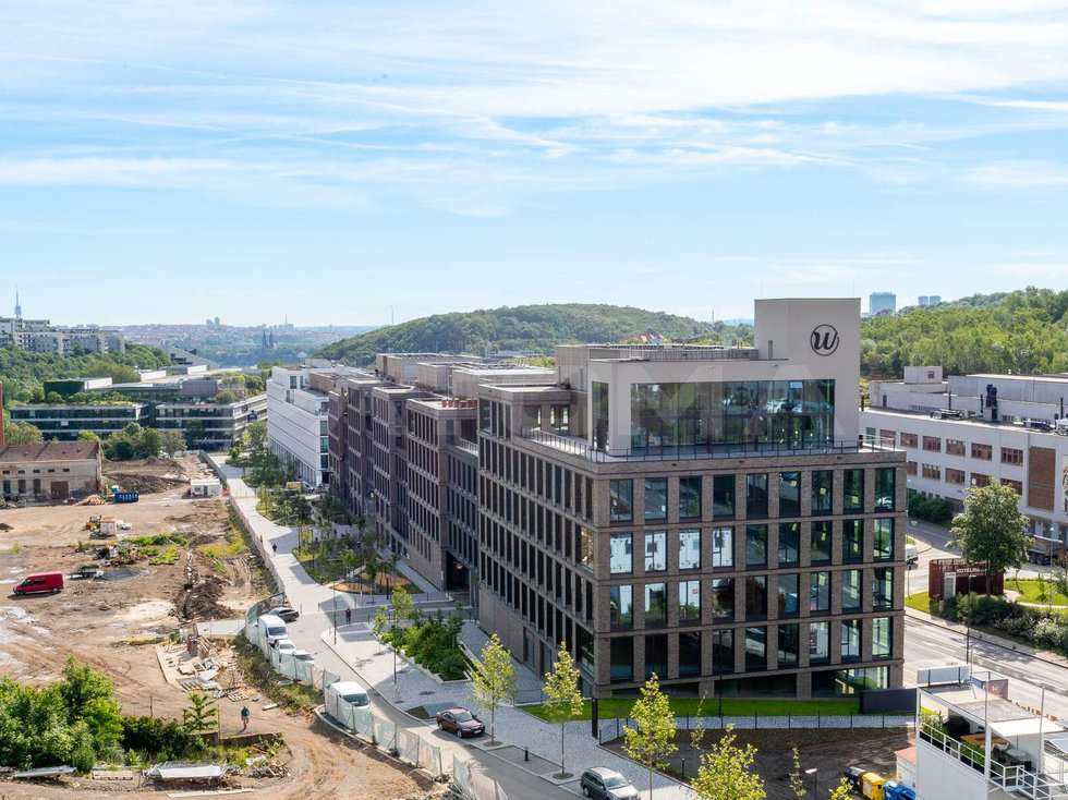 Pronájem kanceláře 547 m², Praha